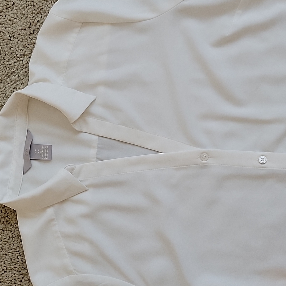 H&M Blouse - Picture 6 of 8